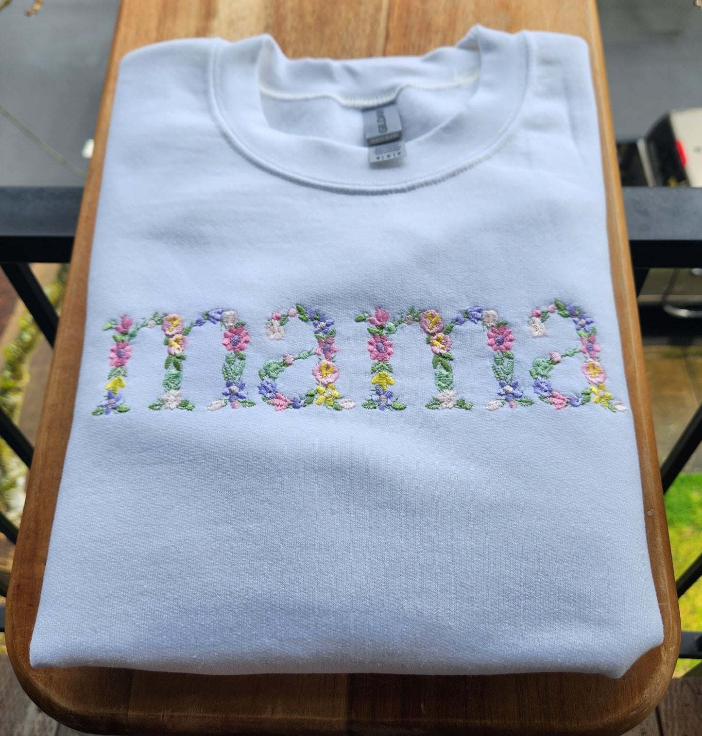 Embroidered Mama Sweatshirts