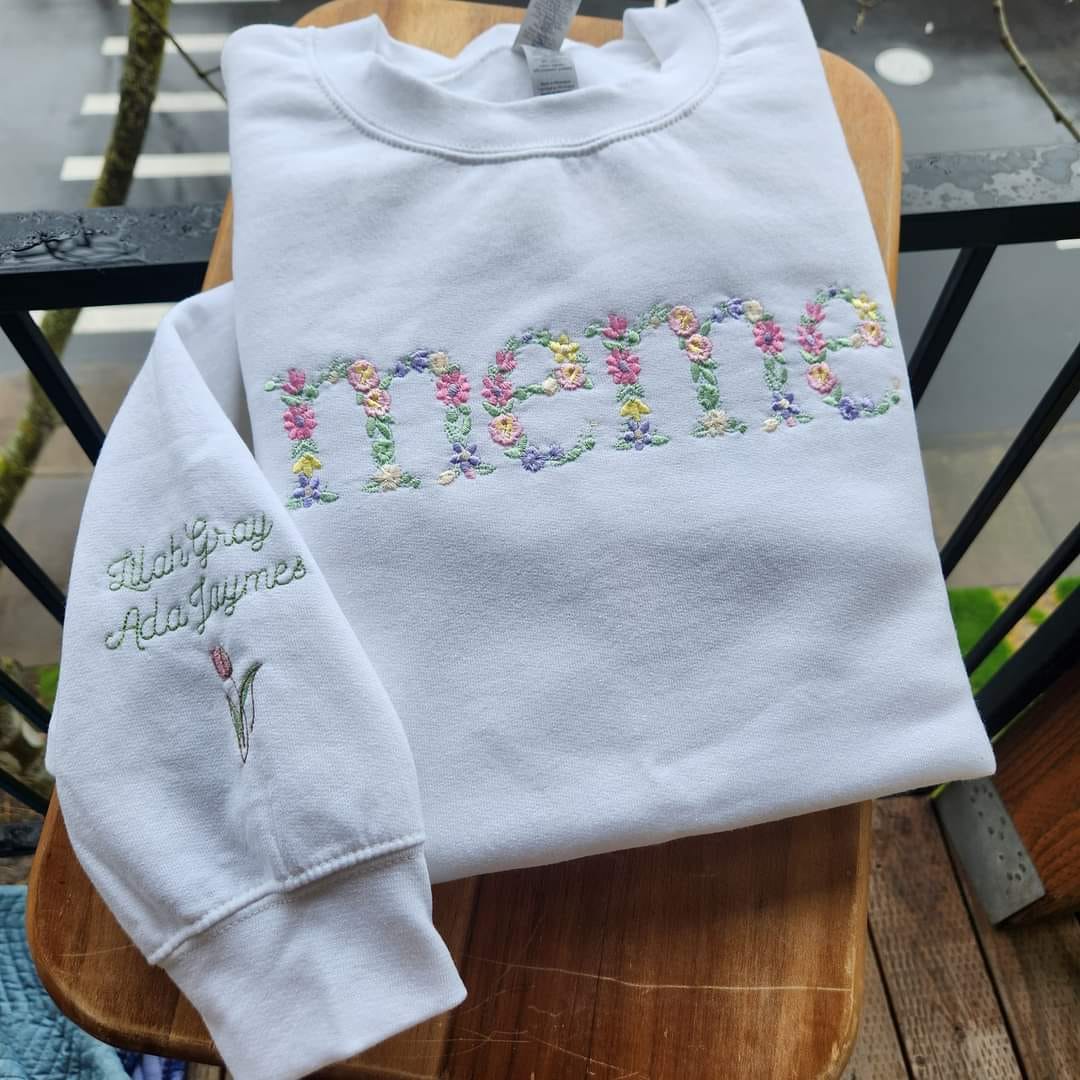 Embroidered Mama Sweatshirts