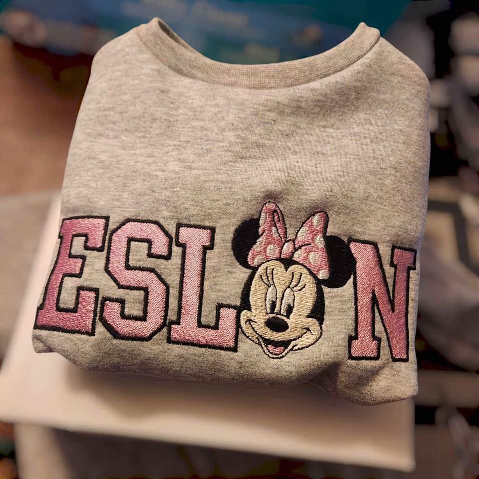 Mickey/Minnie Sweatshirt