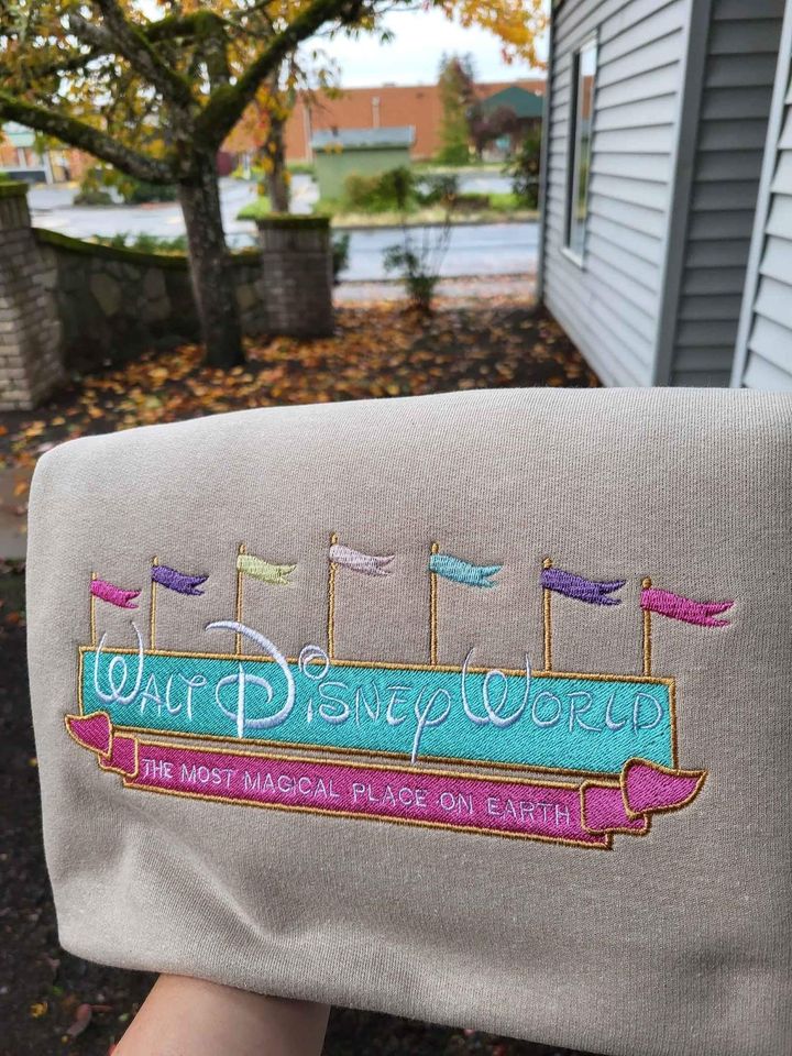 Walt Disney Sweatshirt